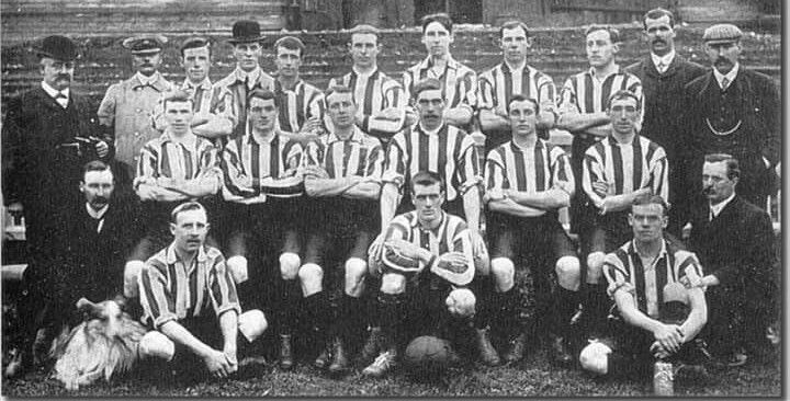 ยูงทอง ถูกก่อตั้งขึ้นเมื่อปี 1919 ภายหลังการล่มสลายของ Leeds City F.C.